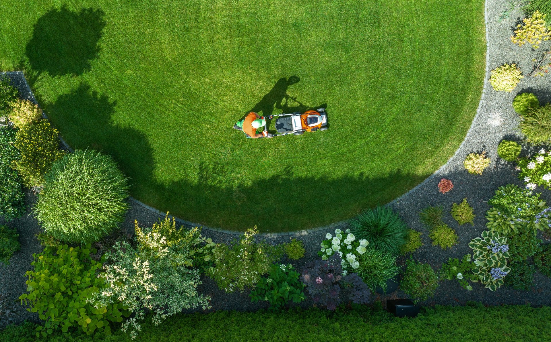 Professional lawn care services in Central Florida